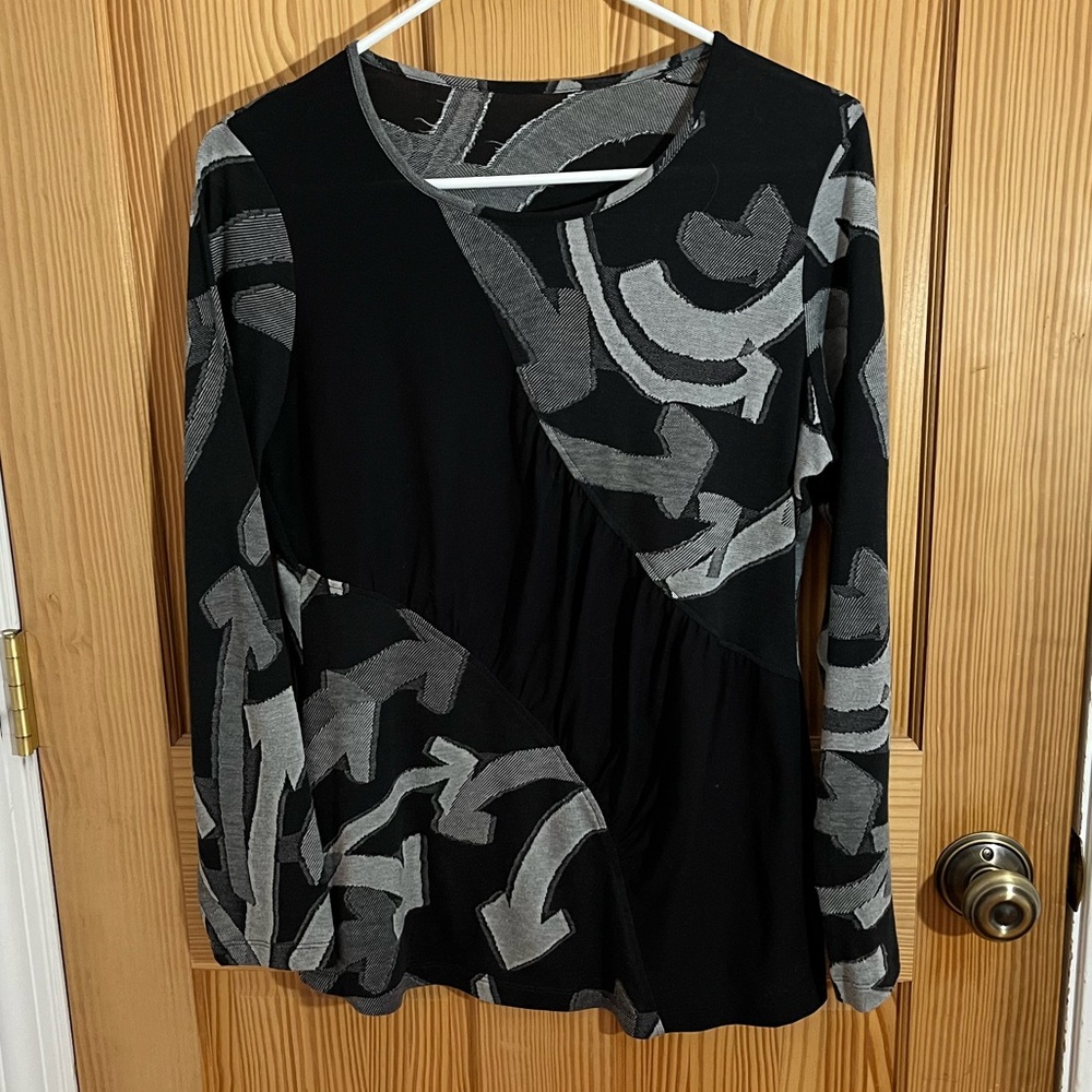 Elegant Black and Gray Women's Long Sleeve Top